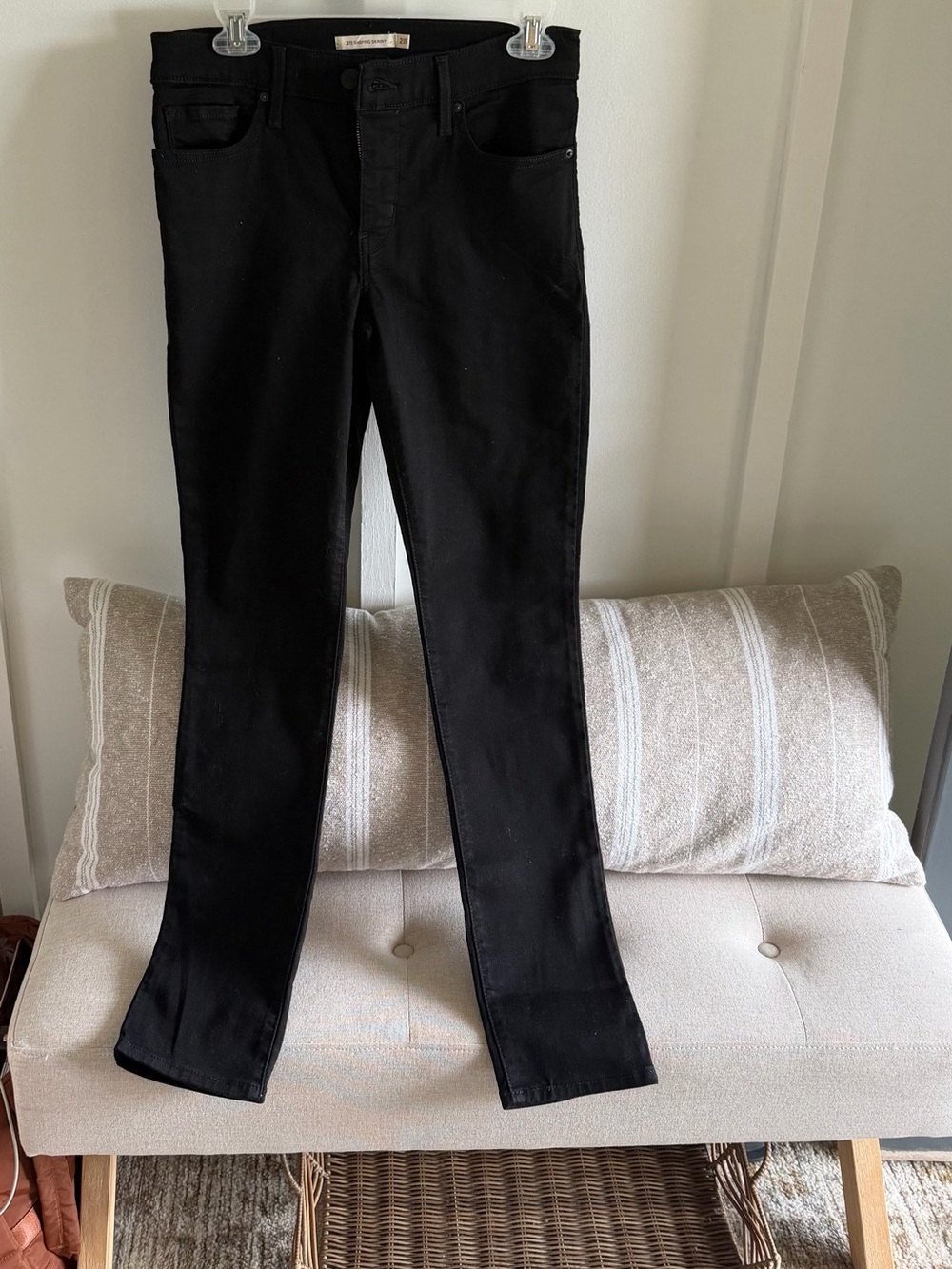 Levi's Black Women's Shaping Skinny Jeans - Classic Slim